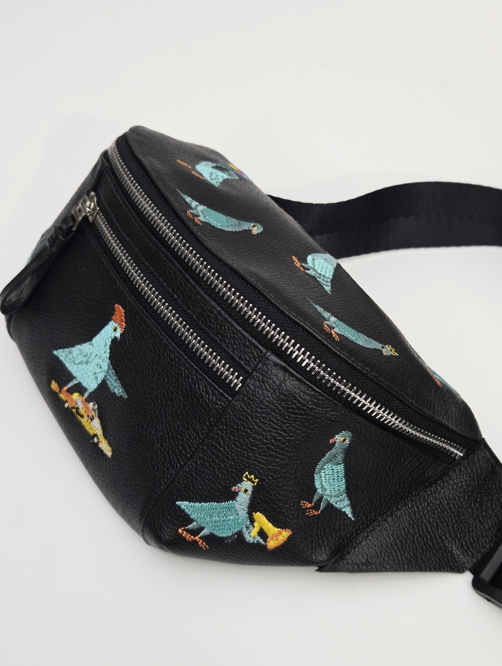 NEW MIN & MON HAROLD FANNY PACK BAG BLACK LEATHER - PIGEONISTA EMBROIDERY - Picture 4 of 9